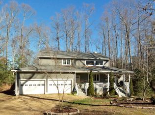 33 Turtle Point Ln, Hartfield, VA 23071