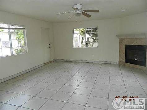 3rd image of 3424 Las Vegas Dr
