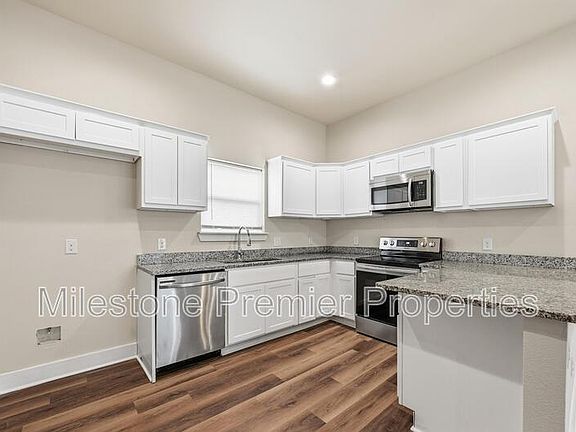 5th image of 1220 Jones St