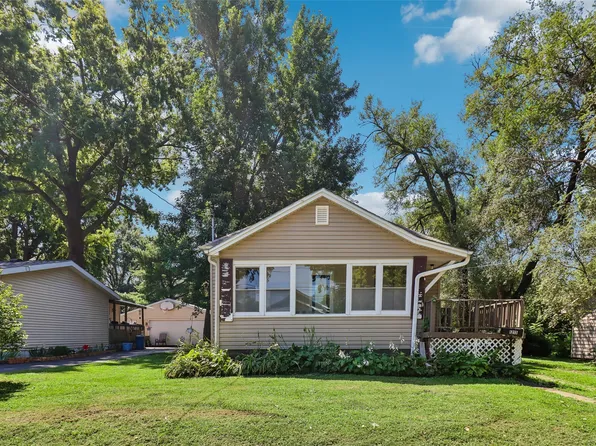 1215 E Madison Ave, Des Moines, IA 50313