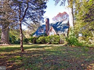 7120 Idylwood Rd, Falls Church, VA 22043