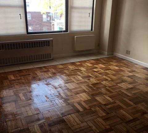 3rd image of 16633 89th Ave APT 4K