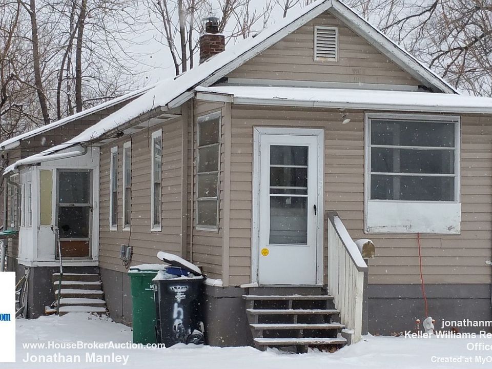 Sale By Auction: 1491 Kingsland Avenue, Saint Louis, MO 63133