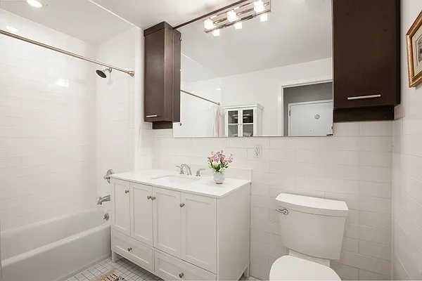 Sold by Bond New York | media 6