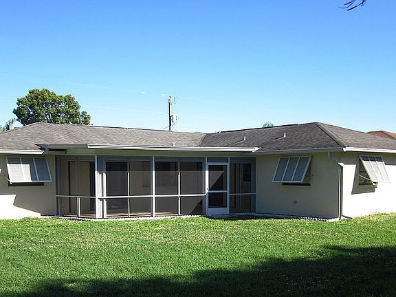 2nd image of 1408 SE 17th Ter