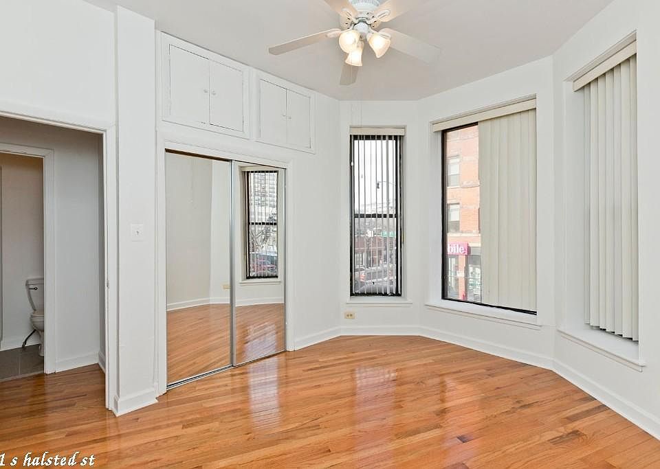 1st image of 301 S Halsted St #728
