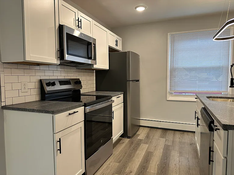 116 Blossom Rd #4 — Photo 10
