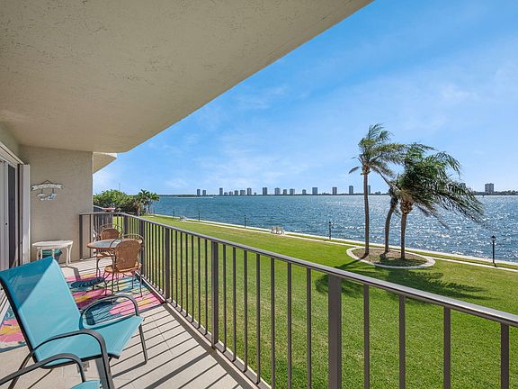 3rd image of 801 Lake Shore Drive #204