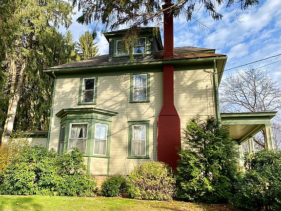 2nd image of 109 Walnut St