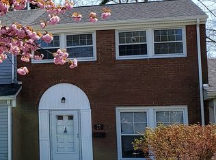 27 Raleigh Pl, Willingboro, NJ 08046