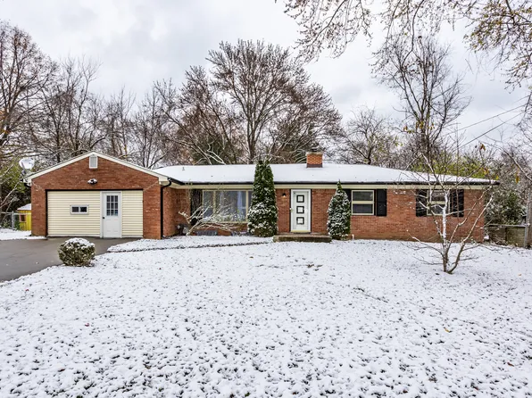 6005 Pembroke Pl, Indianapolis, IN 46220