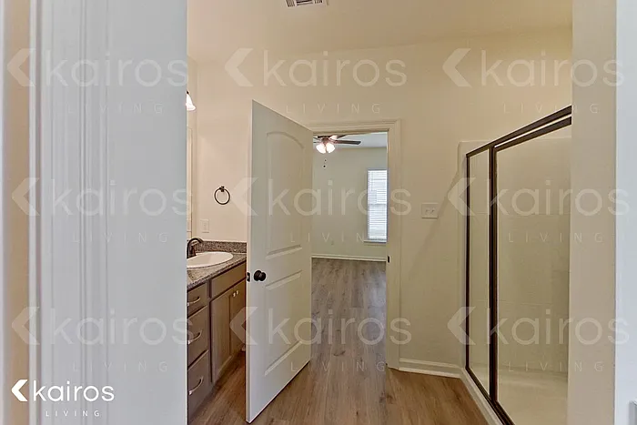 115 Teddy Ln — Photo 18