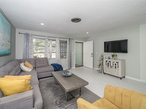 3rd image of 2063 DUNSTON COVE ROAD