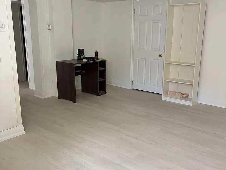 20 Burbank Dr — Photo 5
