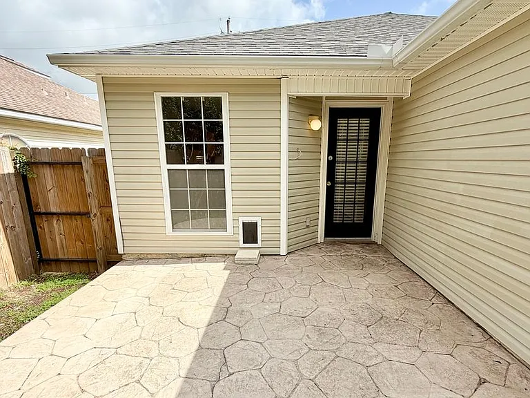 2390 Marina Dr — Photo 39