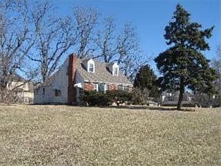 2nd image of 9120 W 103rd St