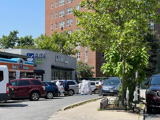 Sold by Brown Harris Stevens | media 52