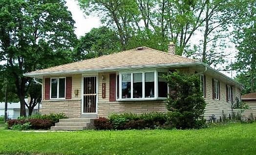 1st image of 5874 N 79th St