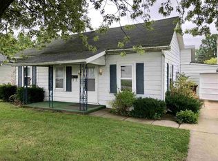 956 E 38th St, Marion, IN 46953