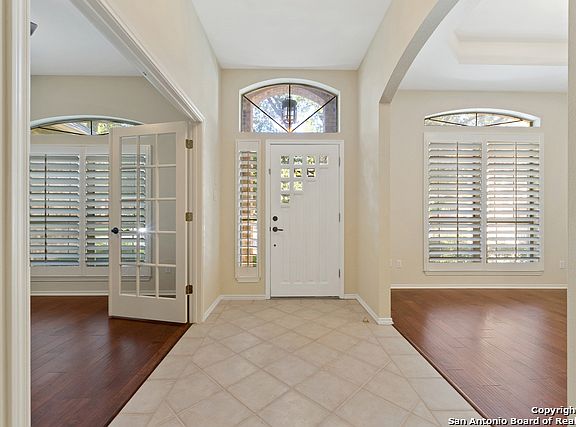 3rd image of 1623 Thrush Court Cir