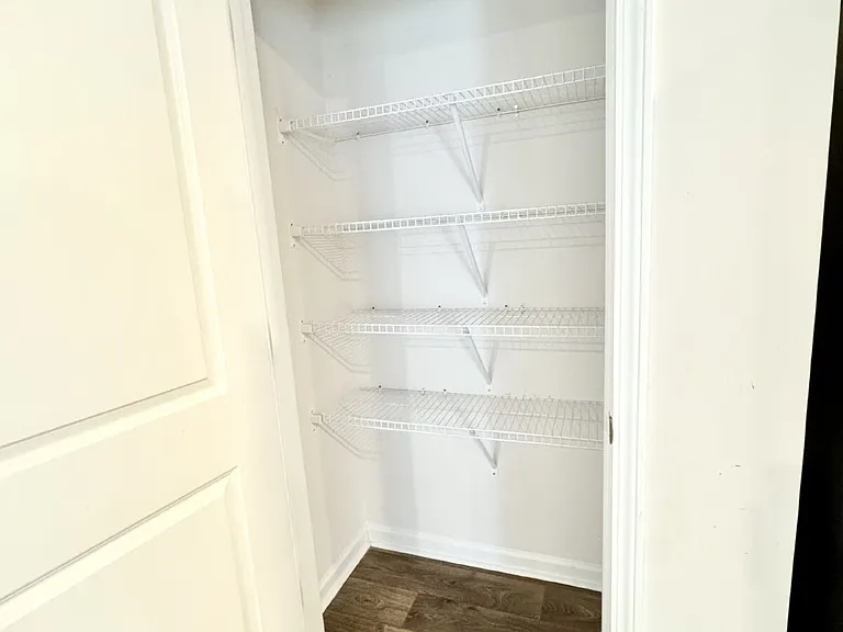 203 Oakmont Valley Trl — Photo 16
