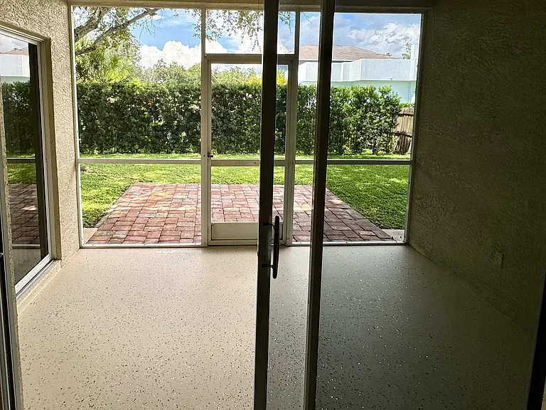5335 Colony Meadows Ln — Photo 17