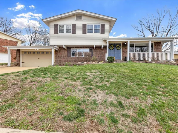 10516 Copperfield Dr, Saint Louis, MO 63123