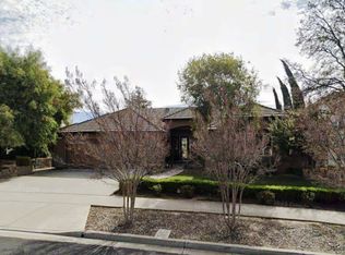 48 E Country Club Dr, Brentwood, CA