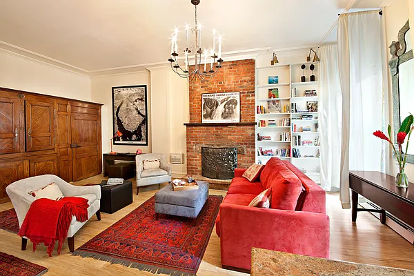 Rented by Warburg | media 2