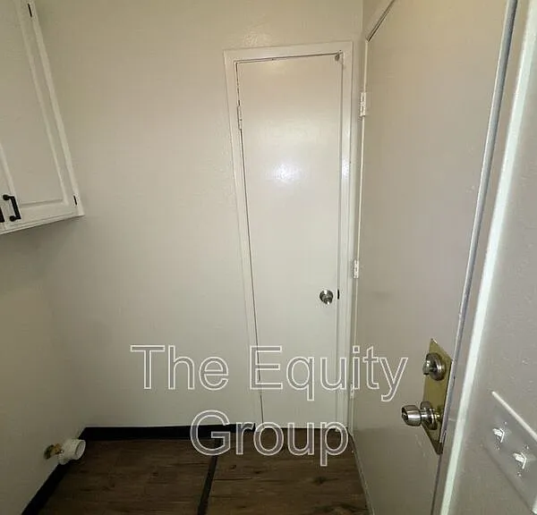 148 S Peppertree St — Photo 15