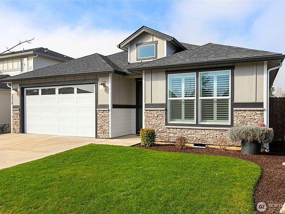 5th image of 12514 NE 63rd Avenue