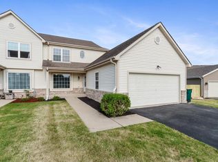 61 E Sedgemeadow St, Elkhorn, WI 53121
