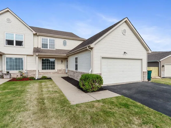 61 East Sedgemeadow STREET, Elkhorn, WI 53121