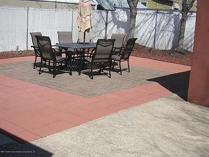 3rd image of 243 Seaview Ave