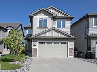 49 Summerstone Ln, Strathcona County, AB T8H 0Y4