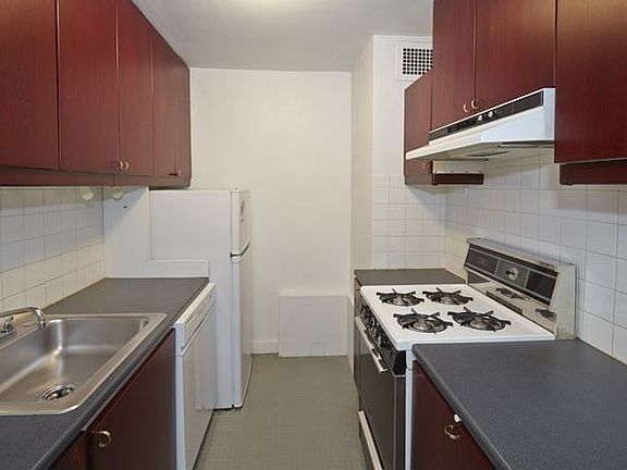 5th image of 382 Central Park W APT 16Y