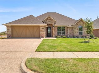 1032 Anna Cir, Granbury, TX 76048