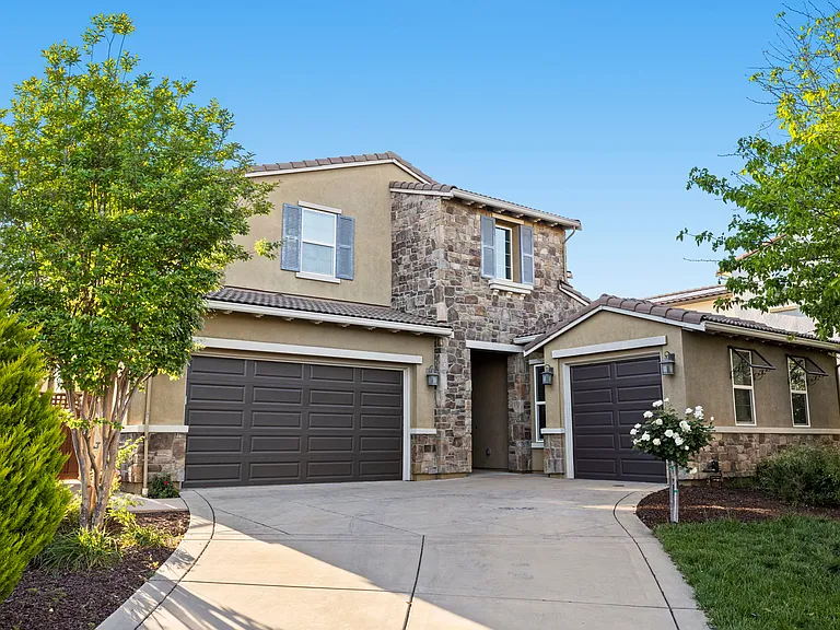 83 Adair Ct — Photo 97