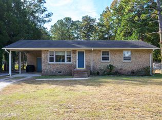 1040 Broad Creek Rd, New Bern, NC 28560