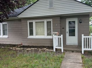 1525 SW Wayne Ave, Topeka, KS 66604