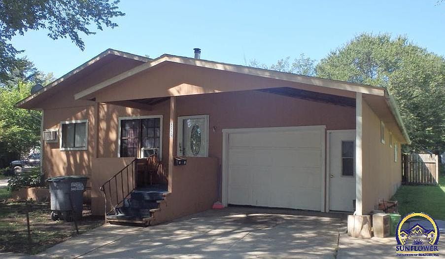 1st image of 609 Cottonwood St