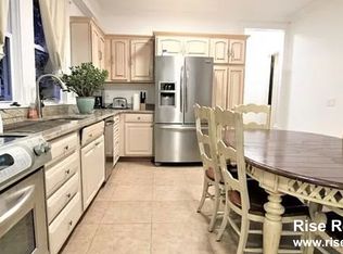 18 Holton St #X, Allston, MA 02134