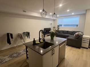 1355 Gosset St, Ottawa, ON K1B3P6