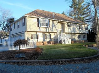 30 Beaudoin Ln, Leominster, MA 01453