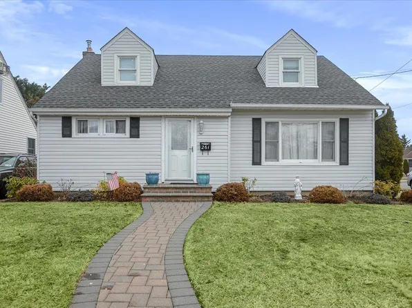 261 Wheeler Avenue, Valley Stream, NY 11580