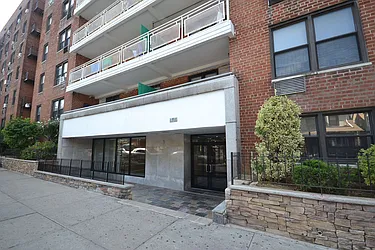 Rented by Silverstein Collection LLC 