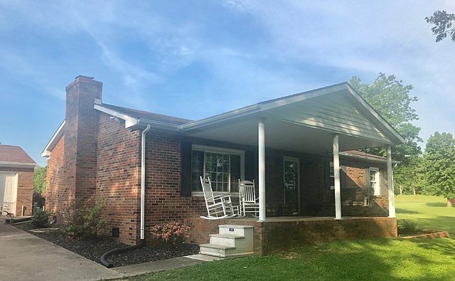 2nd image of 4917 Pleasant Valley Rd