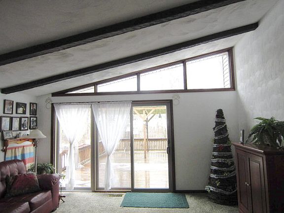 4th image of 855 Township Road 2406