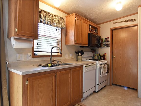 4th image of 3150 N Rutherford Lane