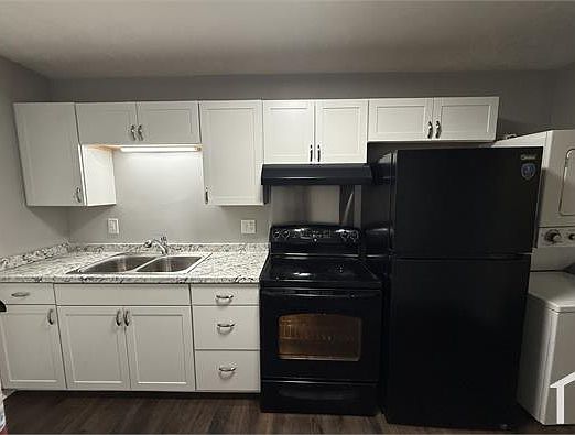 3rd image of 1142 Southwood Dr #1142